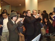 軽いビデオ撮りするルネ2.jpg